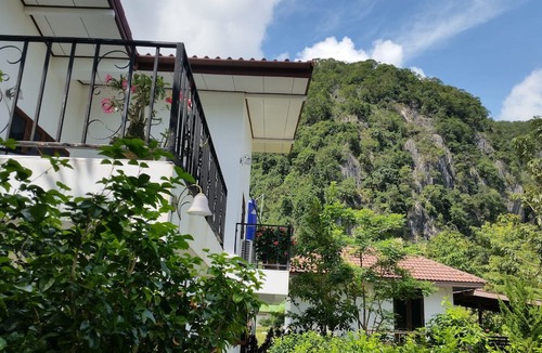 Khao Chaison Hotel | Sanfhan Resort