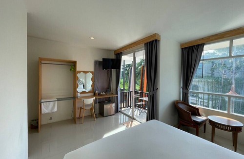 Ban Bo Han Hotel | Dwell Phuket Airport