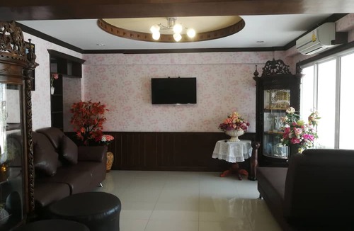 Lop Buri Hotel | Home Sweet Home Place