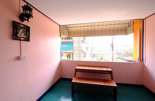 Chong Kham Hotel | Penporn Guesthouse