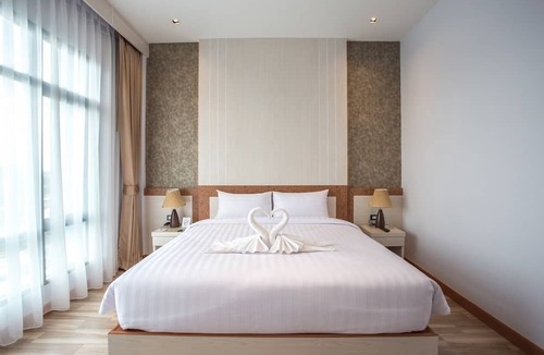 Prakhon Chai Hotel | Eireann Boutique Hotel
