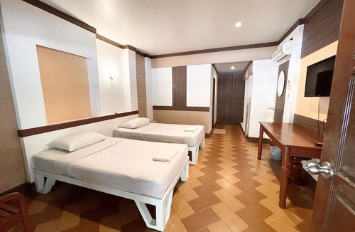 Nakhon Sawan Hotel | Bansuan Resort