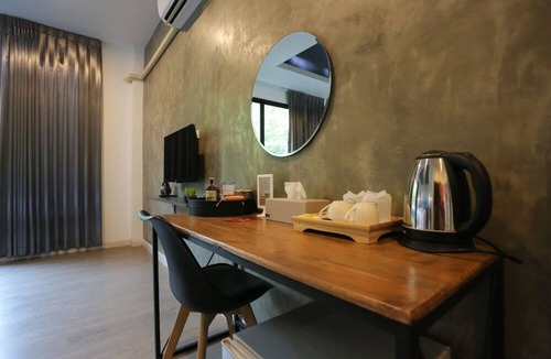 Mae Kon Hotel | Manonnee Hotel