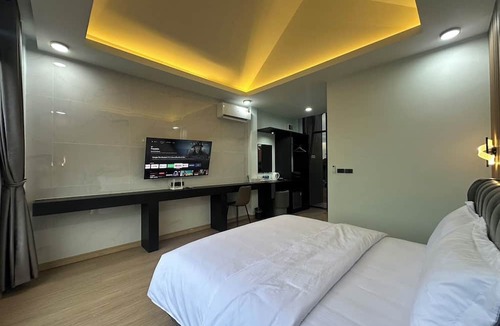 Sakon Nakhon Hotel | Ai Kham Nonghan View
