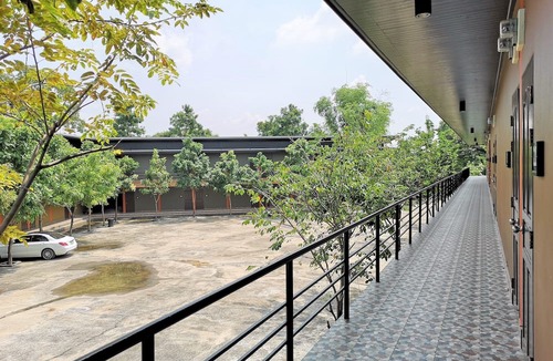 Nong Khae Hotel | Huaisai Hotel