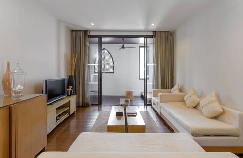 Bang Po Hotel | The Sea Koh Samui Resort & Residences by Tolani