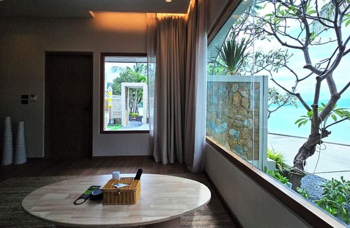 Baan Tai Resort | Cocohut Beach Resort