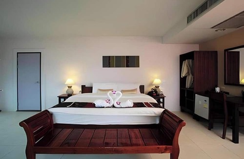 Pak Nam Pran Hotel | Bacchus Home Resort