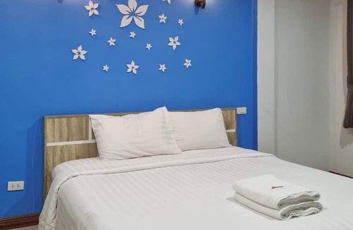Nongbua Lamphu Hotel | Rueanchorfa Hotel