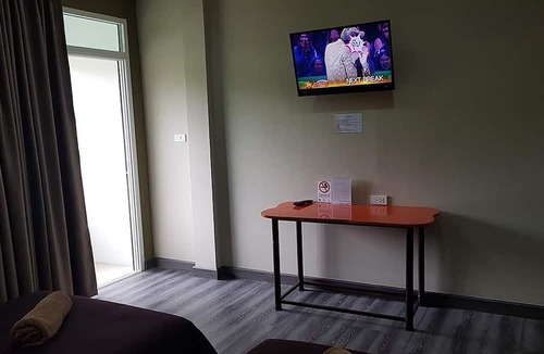 K. Wang Chao Hotel | Room 18 at PTT Wangchao