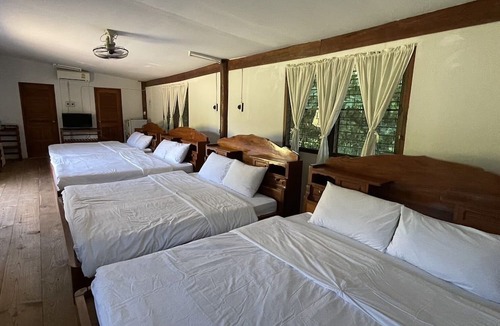 Chong Kham Hotel | The Creek Garden Huainamrin Resort