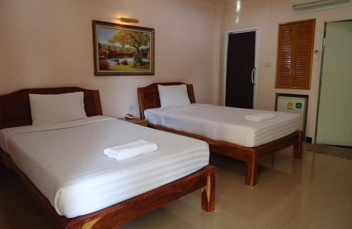 Nai Mueang Hotel | Phadaeng Hotel
