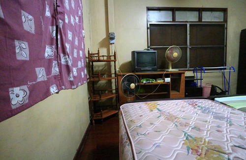 Dao Khanong Hotel | Anurak Guesthouse