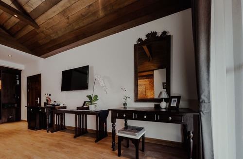 Old City Hotel | Phor Liang Meun Terracotta Arts Hotel