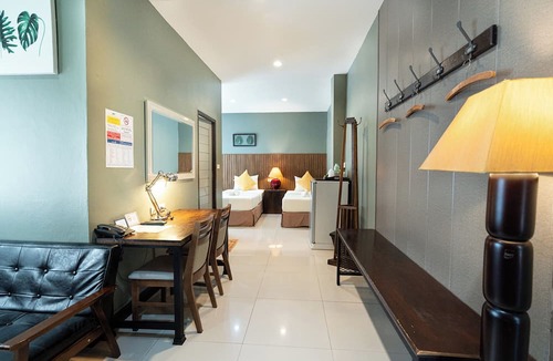 Phutthamonthon Hotel | The Palm Hotel