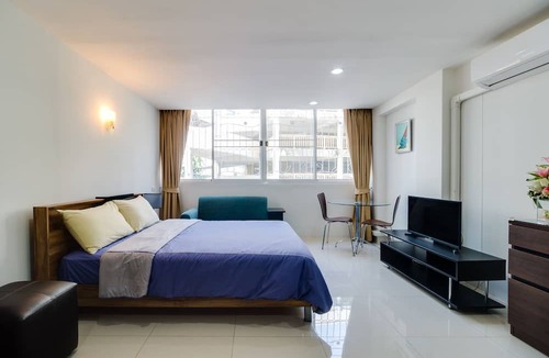 Embassy District Hotel | Le Vanvarothai Saladaeng Residence
