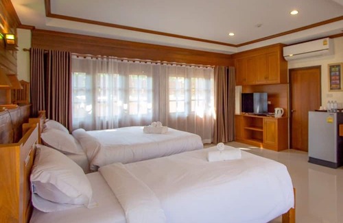 San Phak Wan Hotel | Baan Pondchanok Hotel