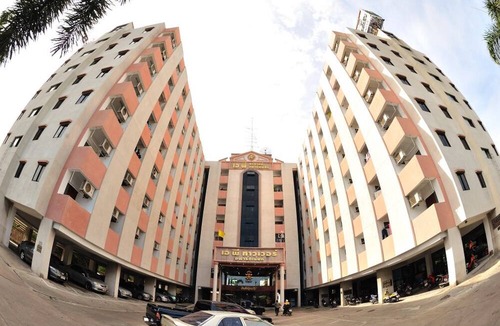 Krathum Baen Hotel | AP Aparment