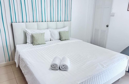 Nonthaburi Hotel | Malizon Hotel & Residences