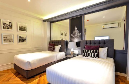 Chana Songkhram Hotel | Villa De Khaosan