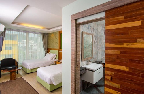 Si Racha Hotel | Triple B Boutique Residence