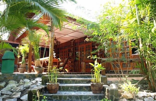 Mueang Ngai Hotel | Rimdoi Resort