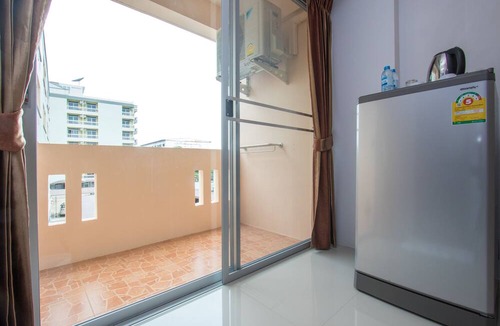 Suan Luang Hotel | JR Mansion