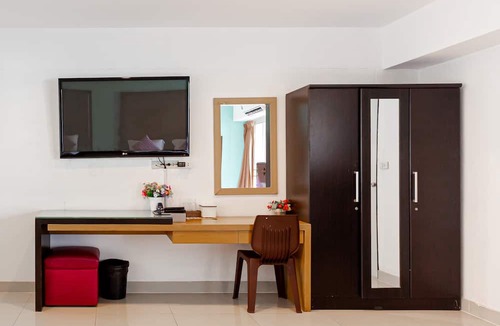 Bangkok Hotel | Latin Garden
