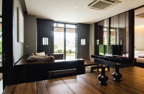Mu Si Hotel | atta Lakeside Resort Suite