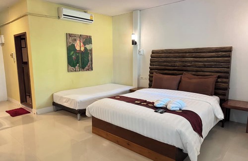 Phra Luang House | Ruen Kaew Boutique Resort
