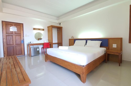 Mae Sot Hotel | J2 Hotel