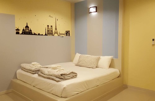 Amphawa Hotel | Juntima Place at Amphawa