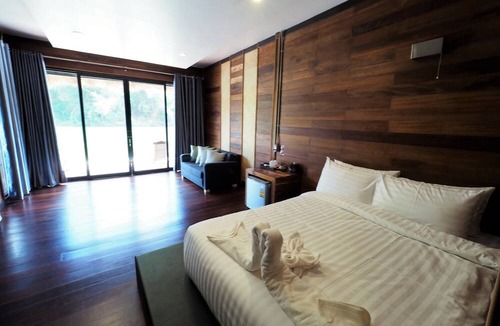 Ban Kaeng Raboet Hotel | The River Life Resort