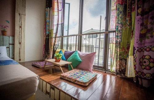 Bang Khun Phrom Hotel | Phranakorn Nornlen Hotel
