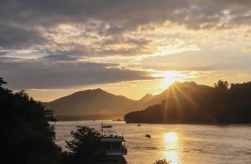 Pakbeng Hostel | Mekong Backpackers Hostel