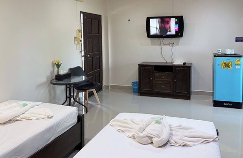 Sisaket Hotel | Baan Mak Mai Hotel