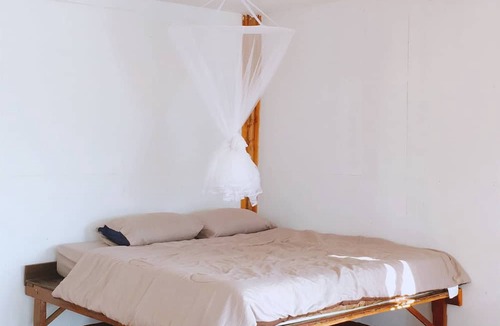 Ban Mae Ka Hua Thung House | Room-garden House by the Pool