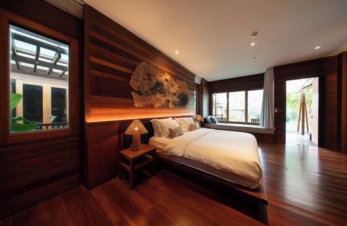 Bang Kobua Hotel | Baan Krai Nao The Riverfront