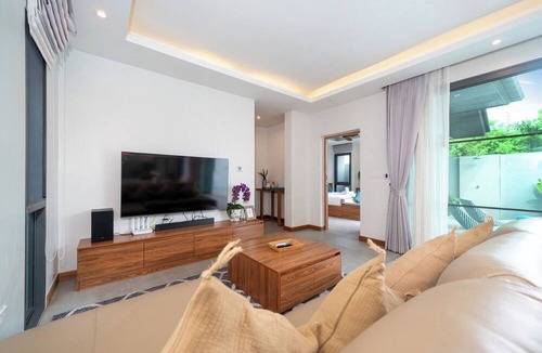 Choeng Thale Villa | Nicky Elegant 3Br Pool Villa Bangtao
