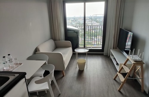 Talat Phlu House | Room-charming Bangkok Apartment With Cit