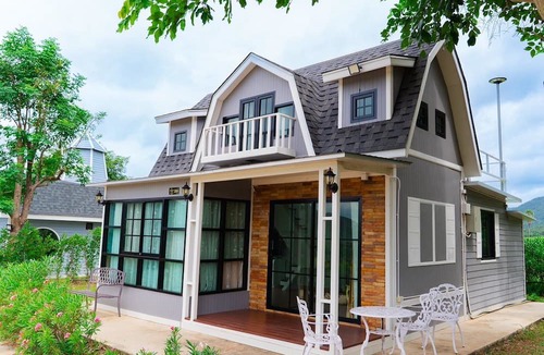 Kanchanaburi Hotel | Honey Queen Resort