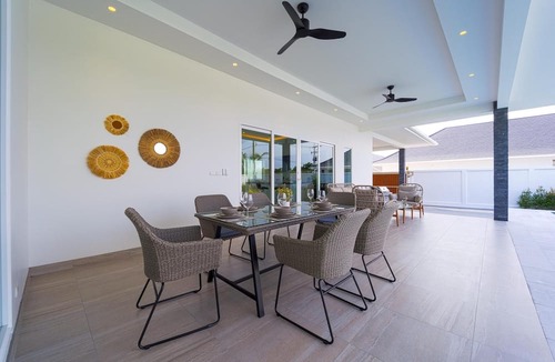 Hua Hin Villa | Modern 3 Bedroom Villa AS1