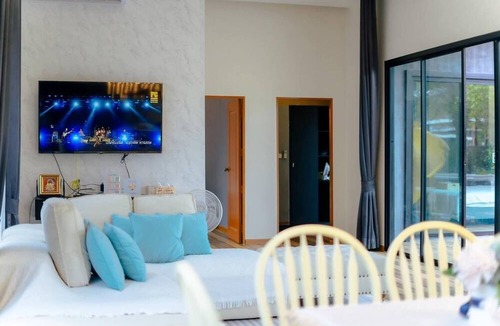 Kao Yai Villa | Orange Private Pool Villa, Near Cham Am Beach