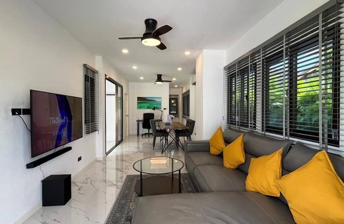 Khuekkhak Villa | Khaolak Pool Villa with 3 bedrooms