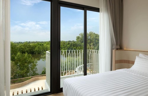 Samut Sakhon Hotel | Phetara Hotel Mahachai by PCL
