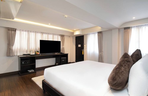 Bangkok Yai Hotel | Bangluang Boutique Hotel