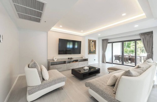 Kathu Villa | Golfside 5BRVilla with Private Pool V192