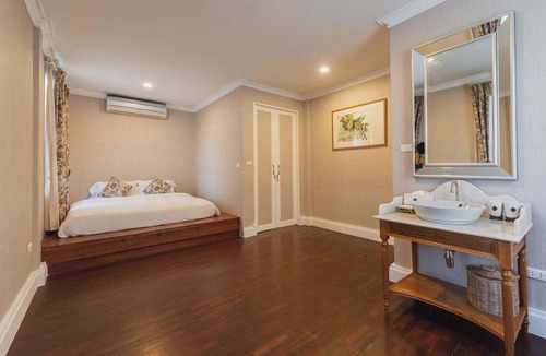 San Sai Hotel | The Cathay Resort Chiang Mai