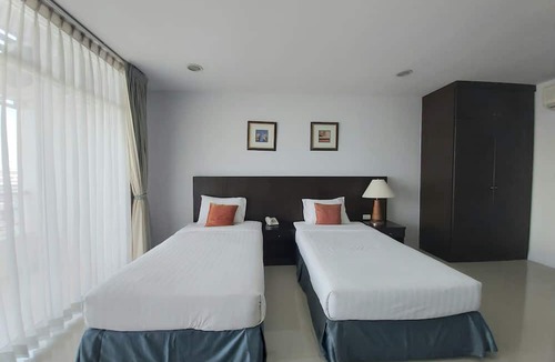 Uthai Hotel | Ampo Residence