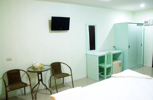 Roi Et Hotel | Rueanrimnam Hotel